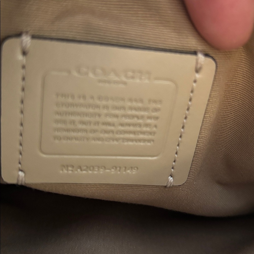Coach Crossbody Bag in Cream and Black - Picture 4 of 7
